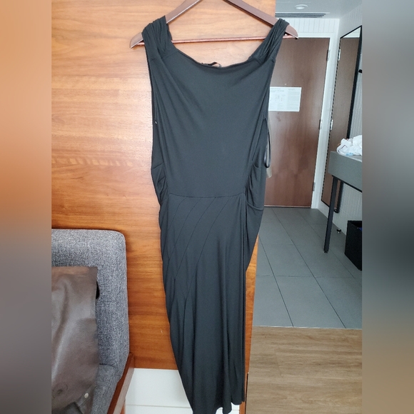 Sz S Donna Karan sexy dress with fly away panel